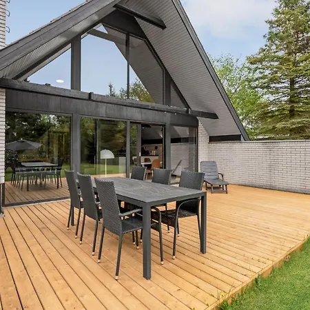 Holiday home 3 Bedroom Gorgeous In Vaeggerlose